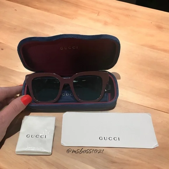 Gucci Authentic Burgundy/Black Sunglasses W/Gold GG+Case BRAND NEW NEVER WORN s-l400.jpg main image 3